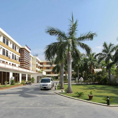 Nadi Myanmar Hotel Mandalay Esterno foto