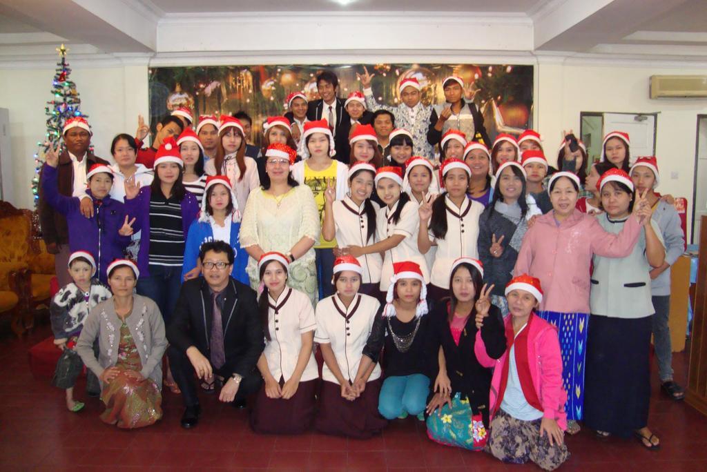 Nadi Myanmar Hotel Mandalay Esterno foto