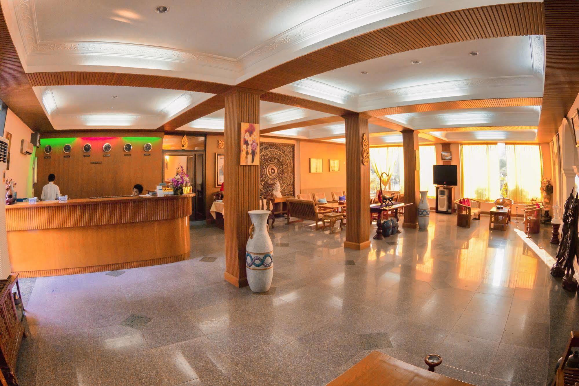 Nadi Myanmar Hotel Mandalay Esterno foto