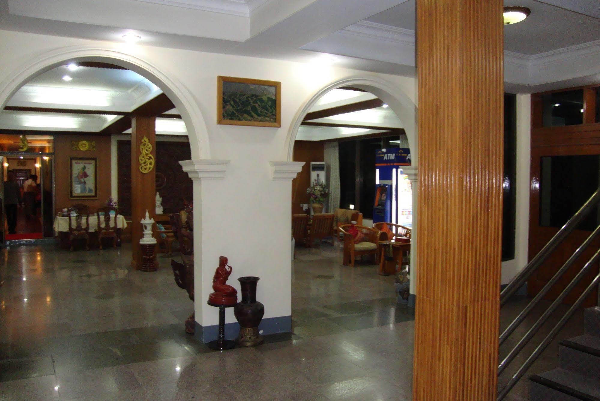 Nadi Myanmar Hotel Mandalay Esterno foto