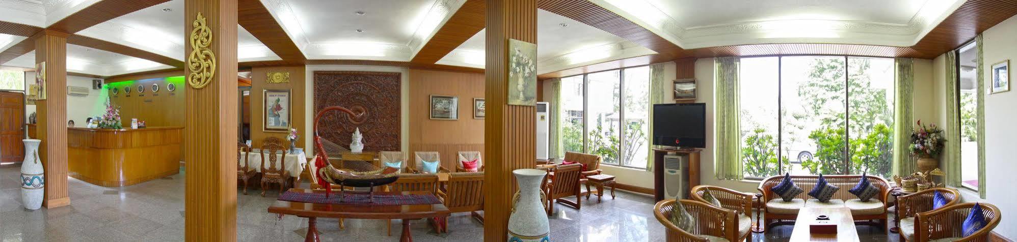 Nadi Myanmar Hotel Mandalay Esterno foto